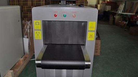 如何使用智能安檢機(jī)設(shè)備更加安全