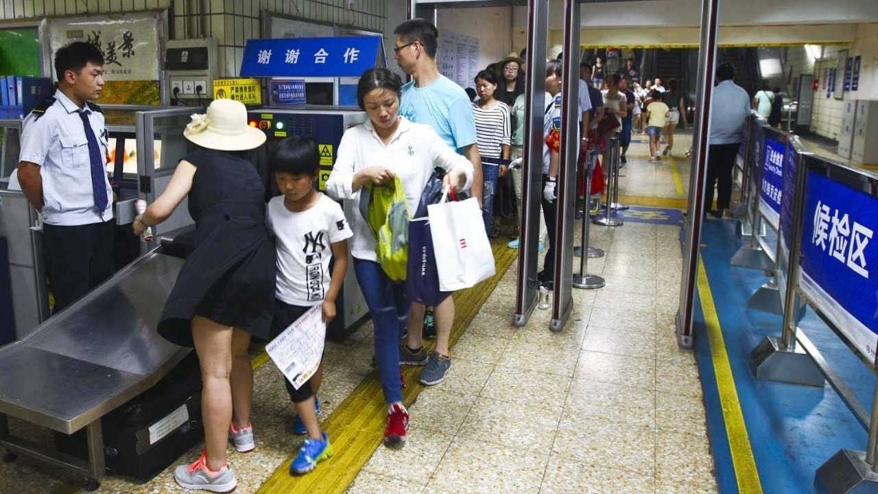 什么物品不能過(guò)X光安檢機(jī)